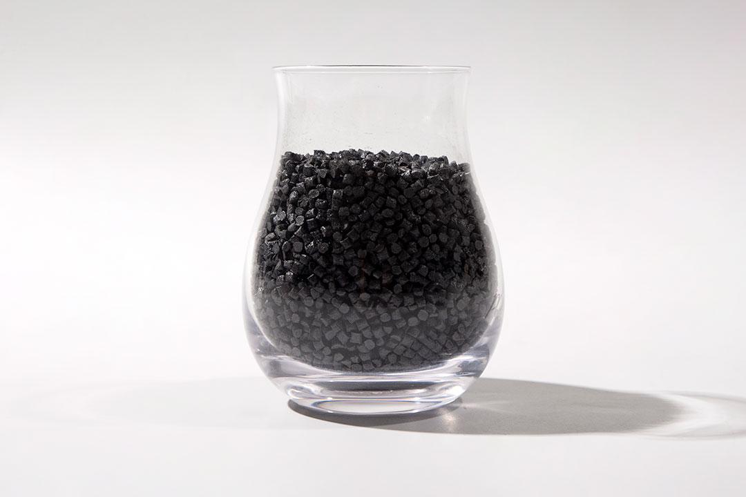 線纜擠出用PEEK簡直就是"塑料界的超跑"！